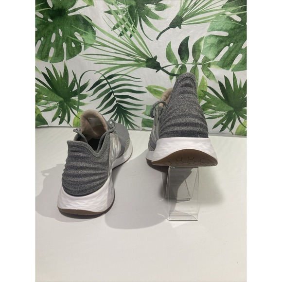 New Balance Fresh Foam Roav V1 White Grey Running Shoes Women's Size 11 - Picture 4 of 6